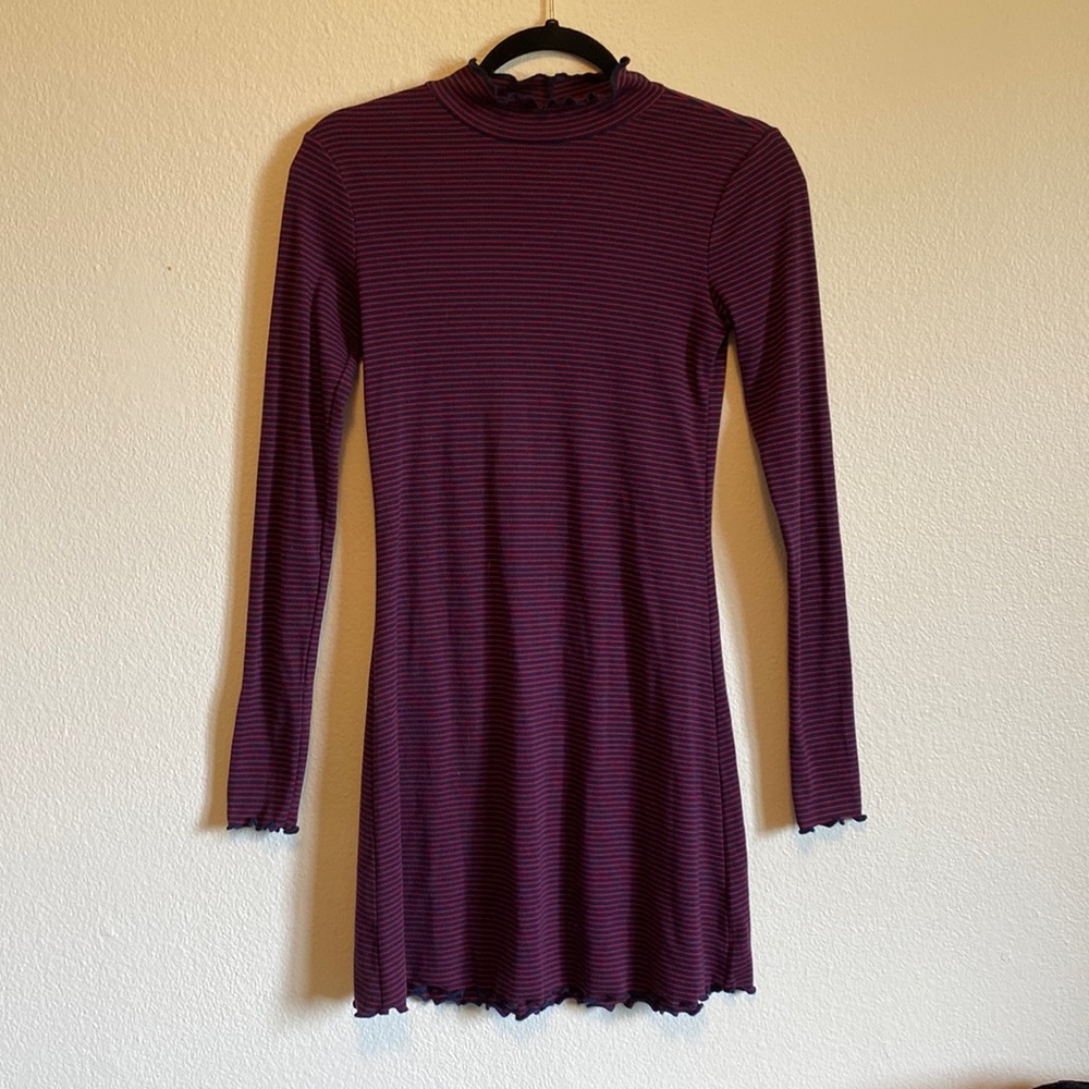 Red and navy long sleeve dress with half turtleneck collar